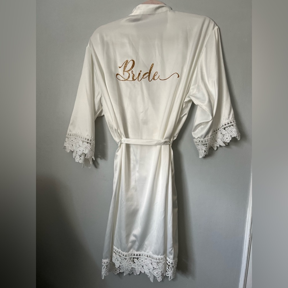 Bride white robe